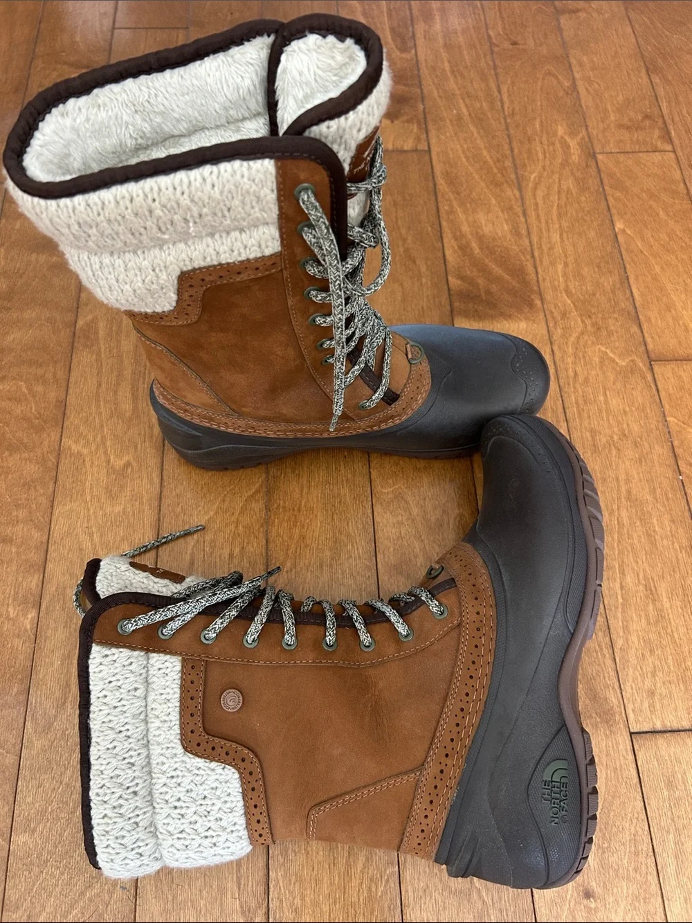 The North Face Women's Shellista II Insulated Lace-Up Winter Boots